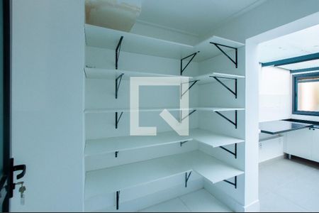Apartamento para alugar com 266m², 3 quartos e 3 vagas Apartamento para alugar com 266m², 3 quartos e 3 vagasÁrea de Serviço