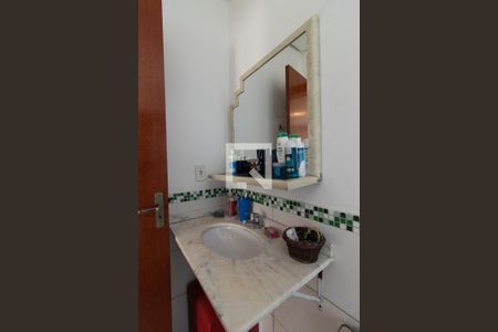 Casa para alugar com 102m², 3 quartos e 1 vagaBanheiro Corredor