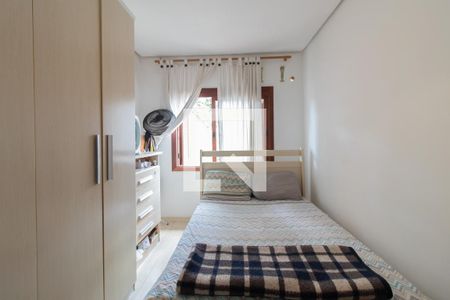 Quarto 1 de casa para alugar com 3 quartos, 102m² em Ipanema, Porto Alegre