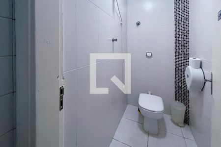 Casa à venda com 342m², 6 quartos e 4 vagasBanheiro de Serviço