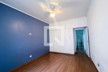 Casa à venda com 342m², 6 quartos e 4 vagasQuarto 2