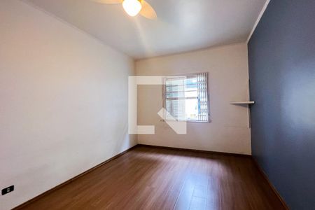 Casa à venda com 342m², 6 quartos e 4 vagasQuarto 2