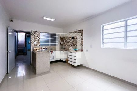 Casa à venda com 342m², 6 quartos e 4 vagasCozinha