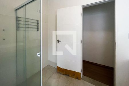 Casa à venda com 342m², 6 quartos e 4 vagasBanheiro