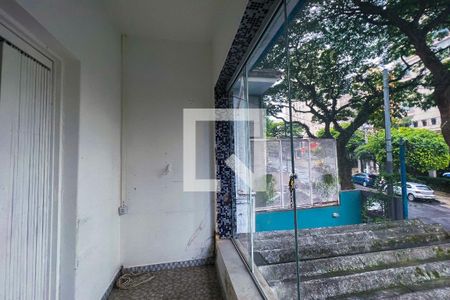Casa à venda com 342m², 6 quartos e 4 vagasVaranda