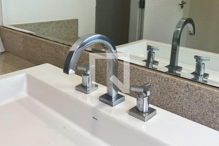 Casa à venda com 342m², 6 quartos e 4 vagasBanheiro