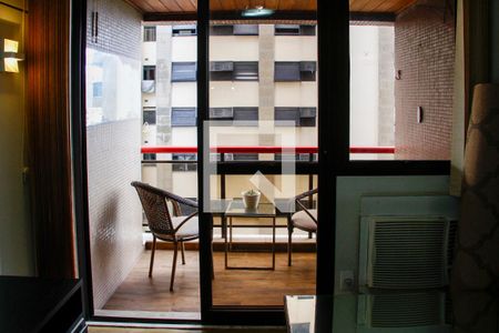Varanda de apartamento para alugar com 2 quartos, 87m² em Barra da Tijuca, Rio de Janeiro