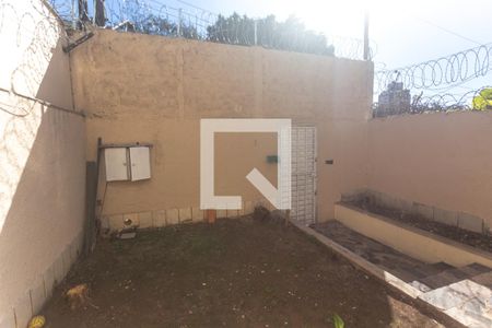 Casa à venda com 229m², 3 quartos e 3 vagasQuintal
