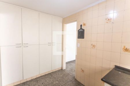 Casa à venda com 229m², 3 quartos e 3 vagasCozinha