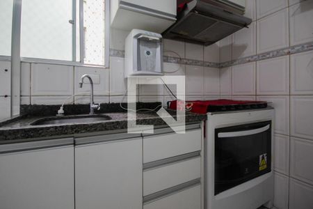 Apartamento à venda com 55m², 3 quartos e 1 vaga Apartamento à venda com 55m², 3 quartos e 1 vagaCozinha e Área de Serviço