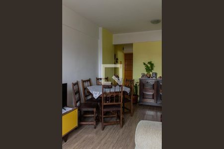 Sala de apartamento para alugar com 2 quartos, 57m² em Piqueri, São Paulo