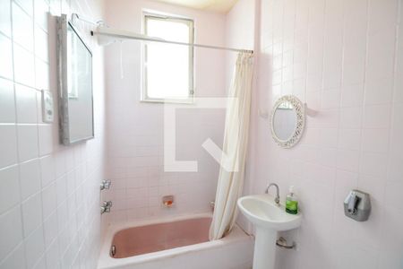 Banheiro de apartamento à venda com 1 quarto, 40m² em Andaraí, Rio de Janeiro