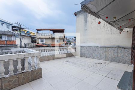 Quintal frente de casa à venda com 3 quartos, 170m² em Vila Francos, São Paulo