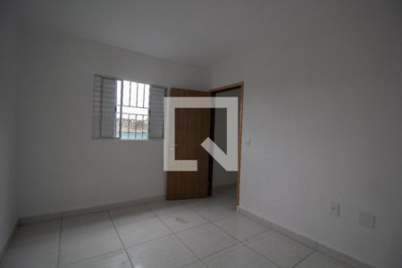 Quarto de casa para alugar com 1 quarto, 60m² em Jardim das Camélias, São Paulo