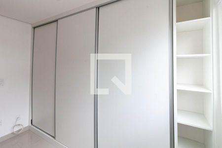 Quarto 1 de apartamento para alugar com 3 quartos, 62m² em Diamante (barreiro), Belo Horizonte