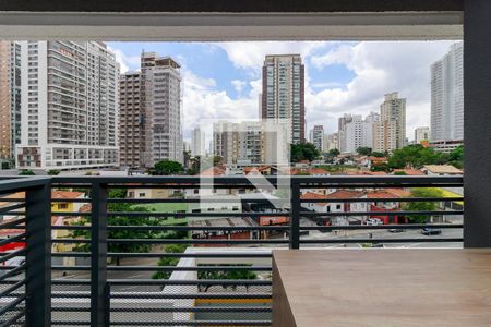 Studio à venda com 27m², 1 quarto e sem vaga Studio à venda com 27m², 1 quarto e sem vagaStudio - Varanda