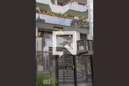 Apartamento para alugar com 81m², 3 quartos e 1 vaga Apartamento para alugar com 81m², 3 quartos e 1 vagaFachada e portaria