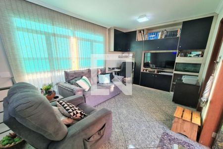 Apartamento à venda com 165m², 3 quartos e 4 vagasSala