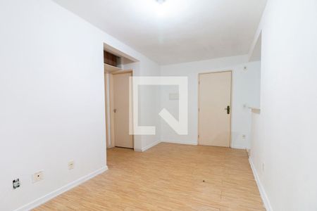 Sala de apartamento para alugar com 2 quartos, 50m² em Colônia (zona Leste), São Paulo
