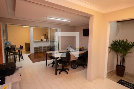 Sala de casa à venda com 3 quartos, 181m² em Conjunto Residencial Pombeva, São Bernardo do Campo