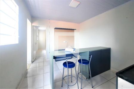 Sala/Cozinha de kitnet/studio para alugar com 1 quarto, 42m² em Parque São Bento, Sorocaba