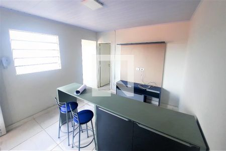 Sala/Cozinha de kitnet/studio para alugar com 1 quarto, 42m² em Parque São Bento, Sorocaba