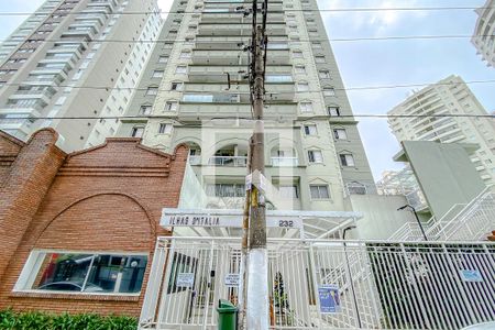 Apartamento para alugar com 70m², 3 quartos e 1 vagaFachada