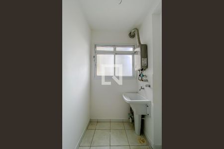 Apartamento para alugar com 70m², 3 quartos e 1 vagaÁrea de Serviço