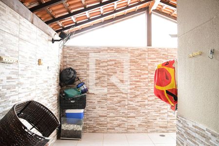 Casa de condomínio para alugar com 89m², 2 quartos e 2 vagasQuintal