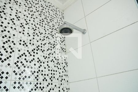 Casa de condomínio para alugar com 89m², 2 quartos e 2 vagasBanheiro