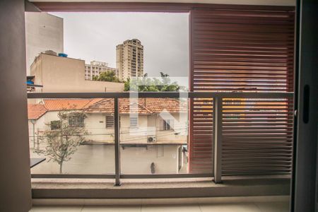 Varanda de kitnet/studio para alugar com 1 quarto, 24m² em Mirandópolis, São Paulo