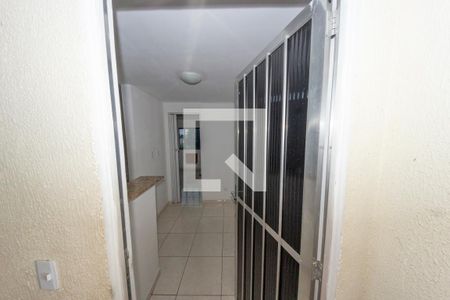 Cozinha de apartamento para alugar com 1 quarto, 20m² em Irajá, Rio de Janeiro