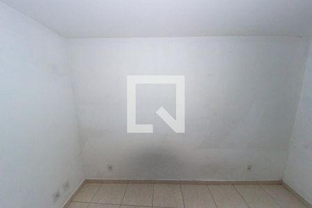 Closet de apartamento para alugar com 1 quarto, 20m² em Irajá, Rio de Janeiro