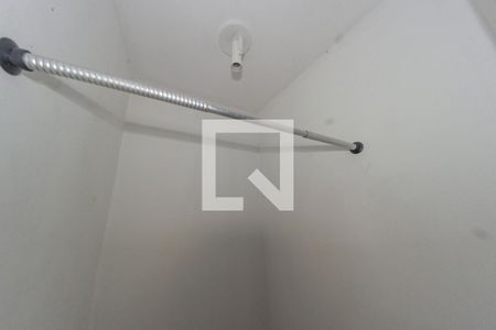 Closet de apartamento para alugar com 1 quarto, 20m² em Irajá, Rio de Janeiro