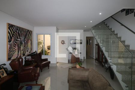 Sala  de casa à venda com 4 quartos, 180m² em Vila Romana, São Paulo