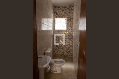 Casa de condomínio para alugar com 69m², 2 quartos e sem vagaBanheiro