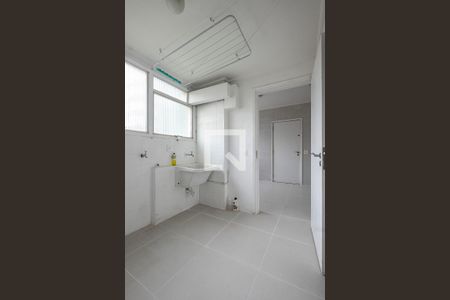 Área de Serviço de apartamento para alugar com 3 quartos, 125m² em Sumarezinho, São Paulo
