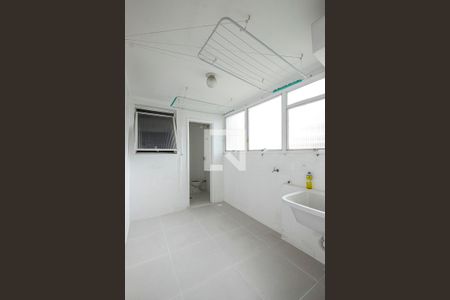 Área de Serviço de apartamento para alugar com 3 quartos, 125m² em Sumarezinho, São Paulo