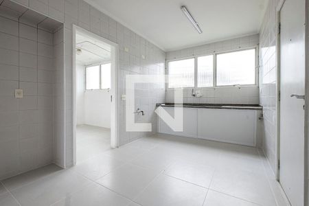 Apartamento para alugar com 125m², 3 quartos e 2 vagas Apartamento para alugar com 125m², 3 quartos e 2 vagasCozinha