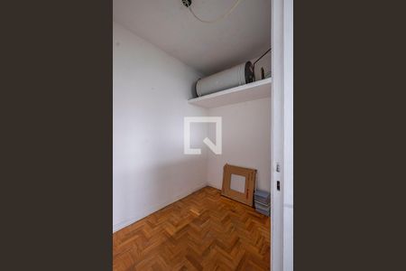 Apartamento para alugar com 125m², 3 quartos e 2 vagas Apartamento para alugar com 125m², 3 quartos e 2 vagasÁrea de Serviço - Quarto