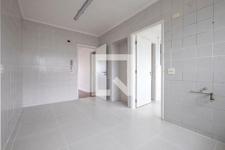 Cozinha de apartamento para alugar com 3 quartos, 125m² em Sumarezinho, São Paulo