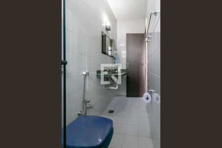 Casa à venda com 380m², 6 quartos e 4 vagasBanheiro da Suíte