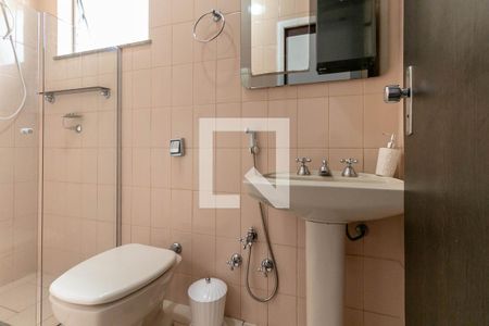 Casa à venda com 380m², 6 quartos e 4 vagasBanheiro Social