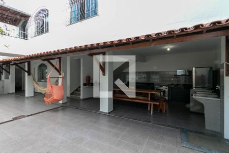 Casa à venda com 380m², 6 quartos e 4 vagasVaranda gourmet