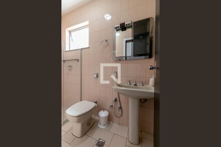 Casa à venda com 380m², 6 quartos e 4 vagasBanheiro Social