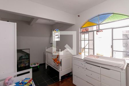 Casa à venda com 380m², 6 quartos e 4 vagasQuarto 5