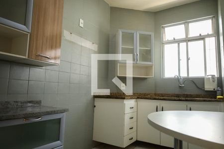 Apartamento à venda com 210m², 3 quartos e 2 vagasCozinha