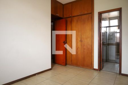 Apartamento à venda com 210m², 3 quartos e 2 vagasQuarto 1