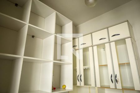 Apartamento à venda com 210m², 3 quartos e 2 vagasQuarto de Serviço