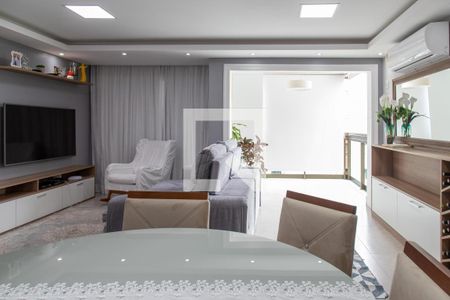 Apartamento à venda com 156m², 3 quartos e 2 vagasSala